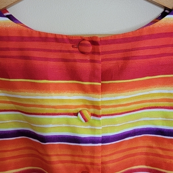 Sag Harbor | Sunset Striped Short Sleeve Button Back Structured Top Size 14 - Picture 2 of 6